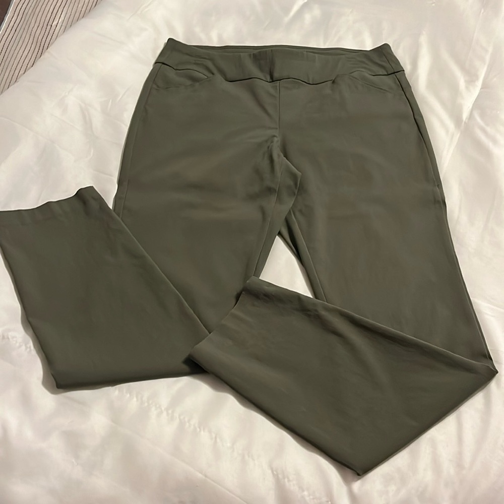 Christopher & Banks Signature Slimming Olive Green Women's Pants 8